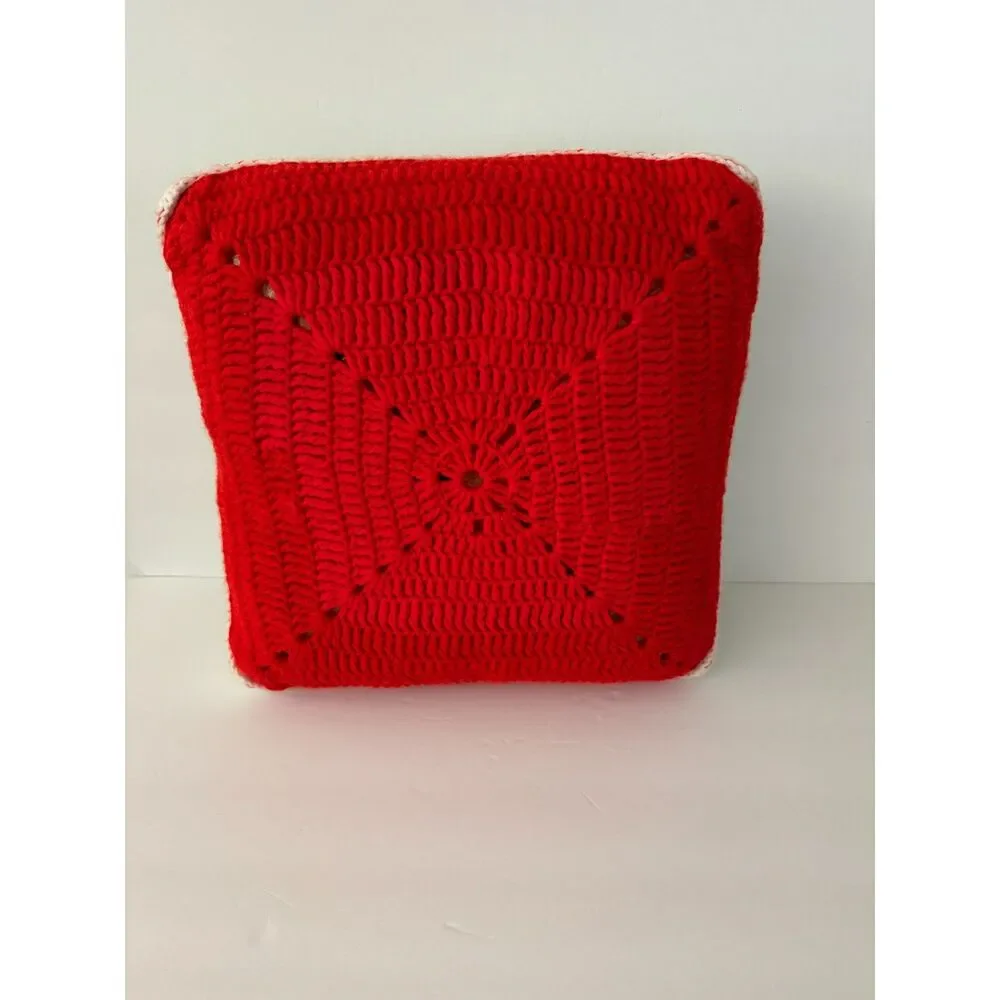 Handmade Crochet 3D Red Roses Floral Decor Pillow Christmas Holiday Vintage